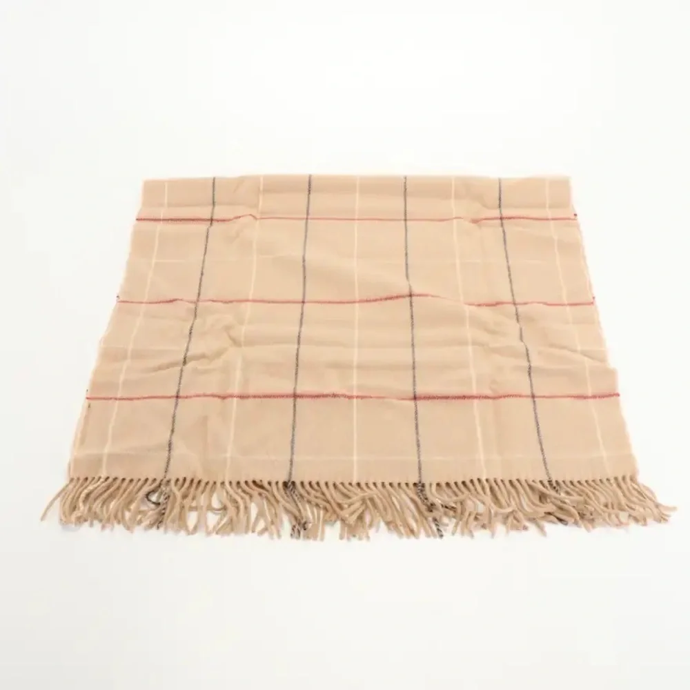 Burberry shawl/wrap - Picture 4 of 5